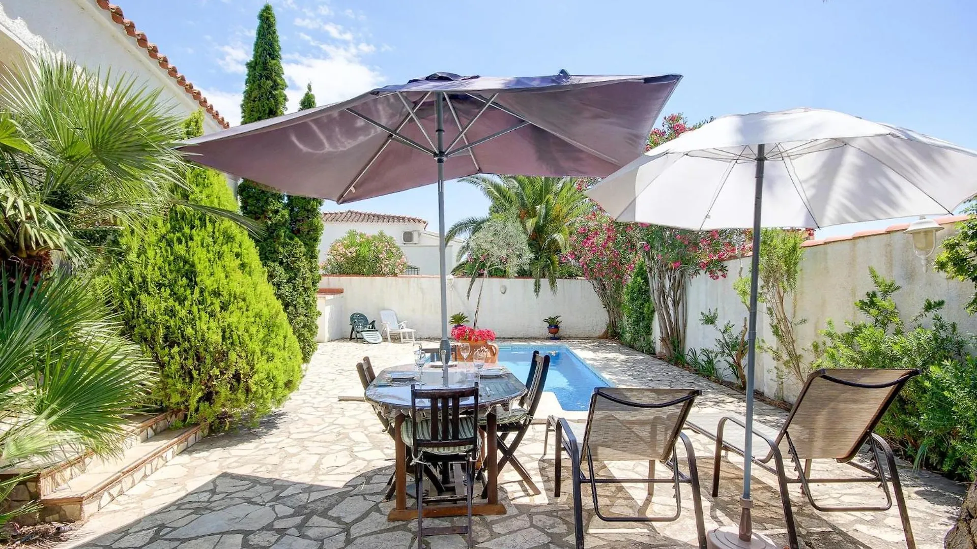 Holiday home Lush Apartment With View Roses