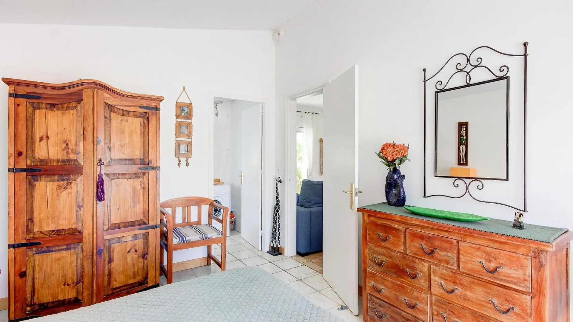 Lush Apartment With View Roses 0*,